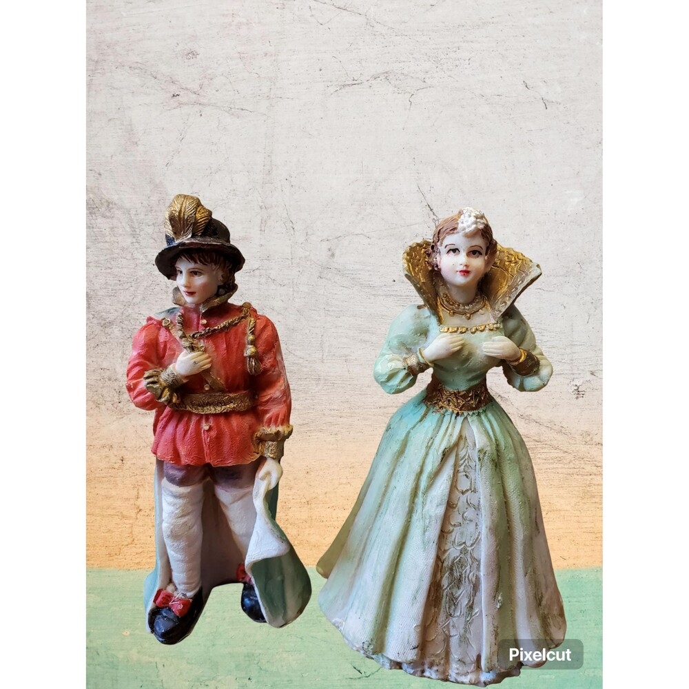 Vintage Royal Couple Figurines – Victorian King Queen Statues (4.5")